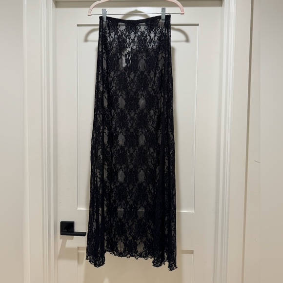 RESA black lace skirt - Picture 8 of 9